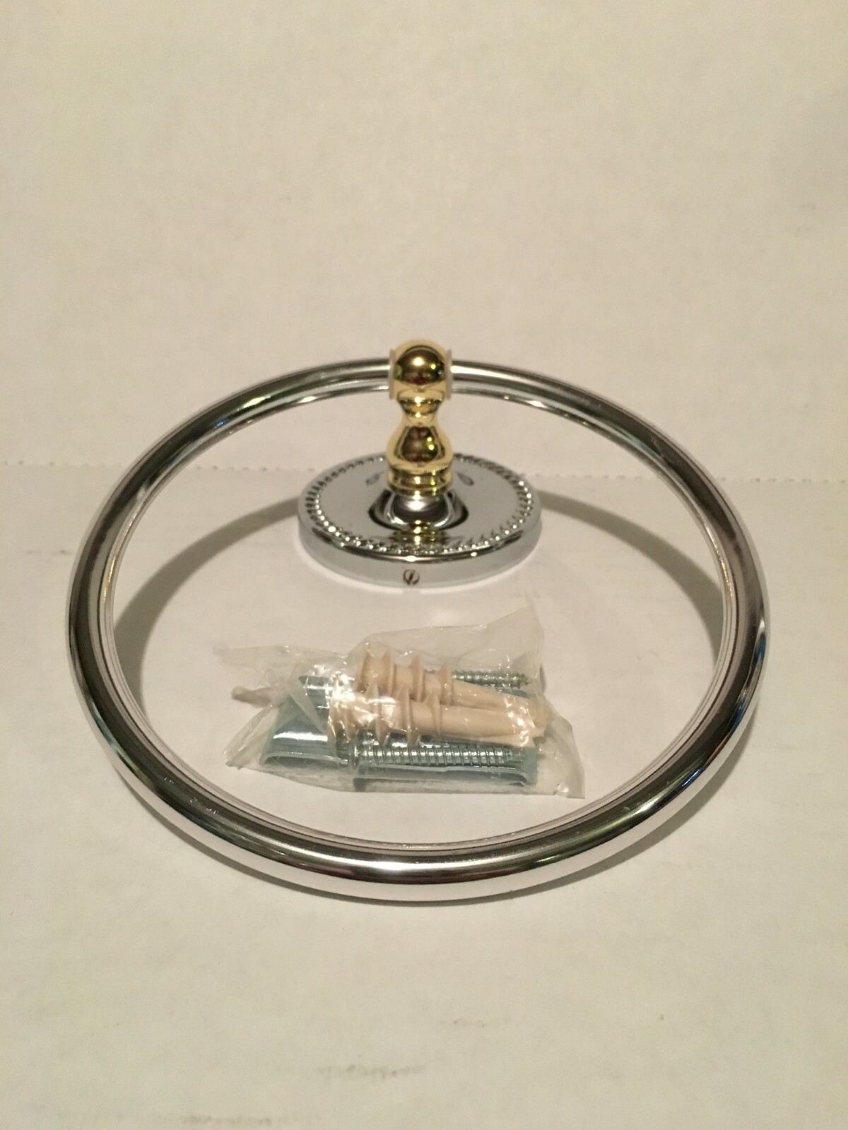 SILVER/GOLD - Towel Ring Hanger Holder, Home Kitchen Sink Bathroom Wall "NEW" gallery