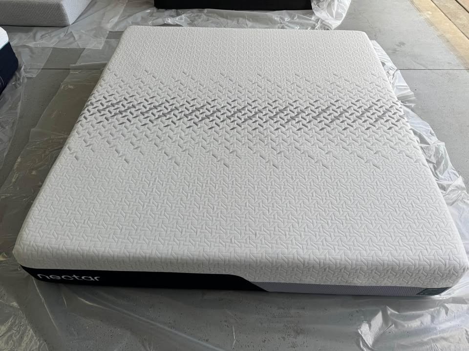 Nectar Premier Memory Foam Mattress KING / Delivery Avail gallery