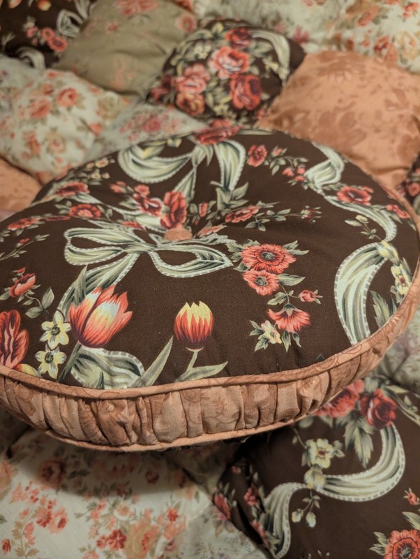 Jcp Jcpenney Puffy King Quilt Comforter 2 Shams 1 Extra Pillow gallery