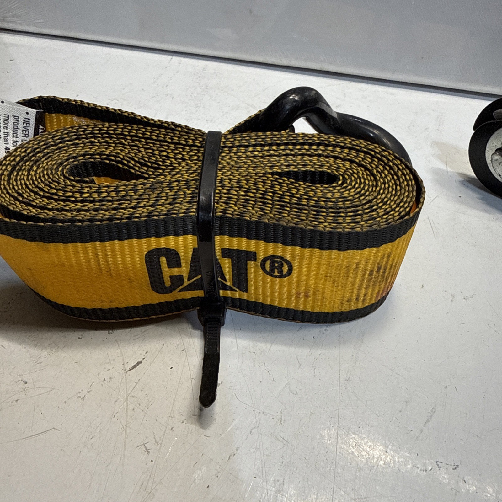 CAT Heavy Duty Nylon Ratcheting Ratchet Tie Down Straps 16' X 1 1/2" 1100 lbs. gallery
