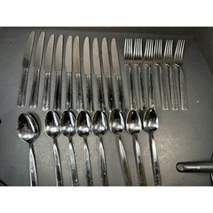 24 pc Crofton Stainless 18/0 Flatware