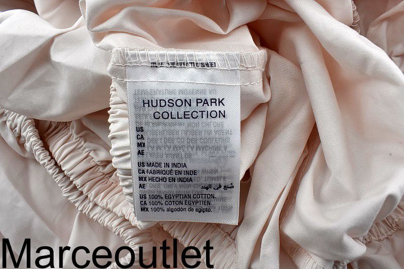Hudson Park Classic Linens Egyptian Cotton Percale TWIN Fitted Sheet Blush gallery