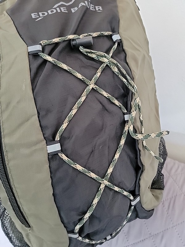 Eddie Bauer Packable Lightweight Backpack/Shoulder Bag Stowaway Excellent 5
