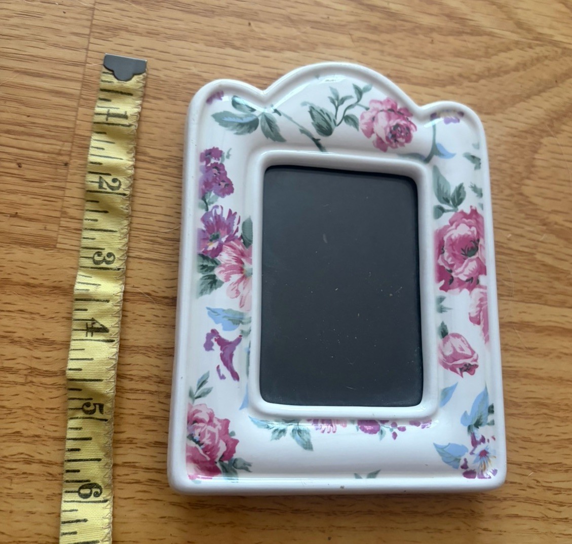 Ceramic 6” Floral Picture Frame White & Pink, Blue Hold 2X3 Photo Tabletop gallery