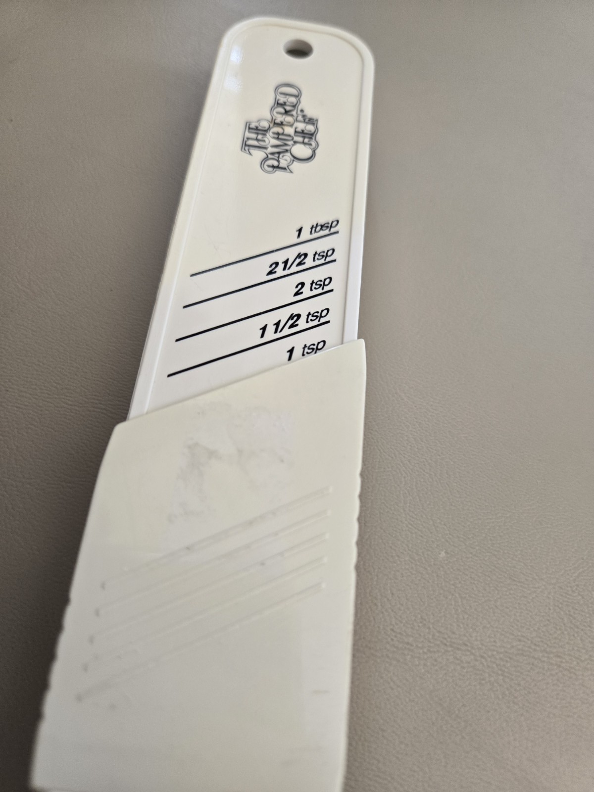 Vintage Pampered Chef Adjustable 1 TSP. - 1 TBSP Measuring Sliding Spoon gallery
