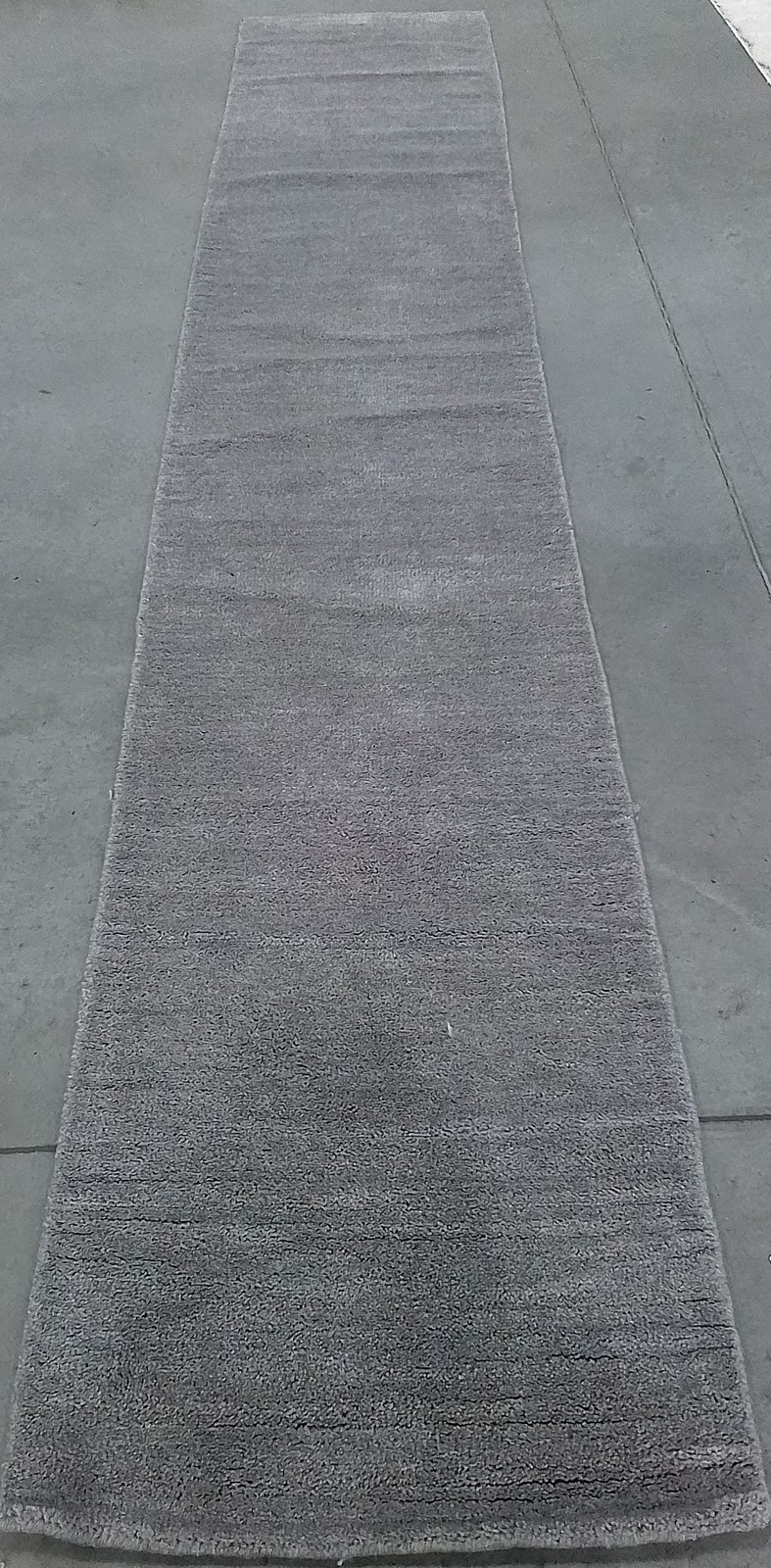 GREY 2'-3" x 12'-0" Flaw in Rug, Reduced Price 1172801436 HIM610K-212 gallery
