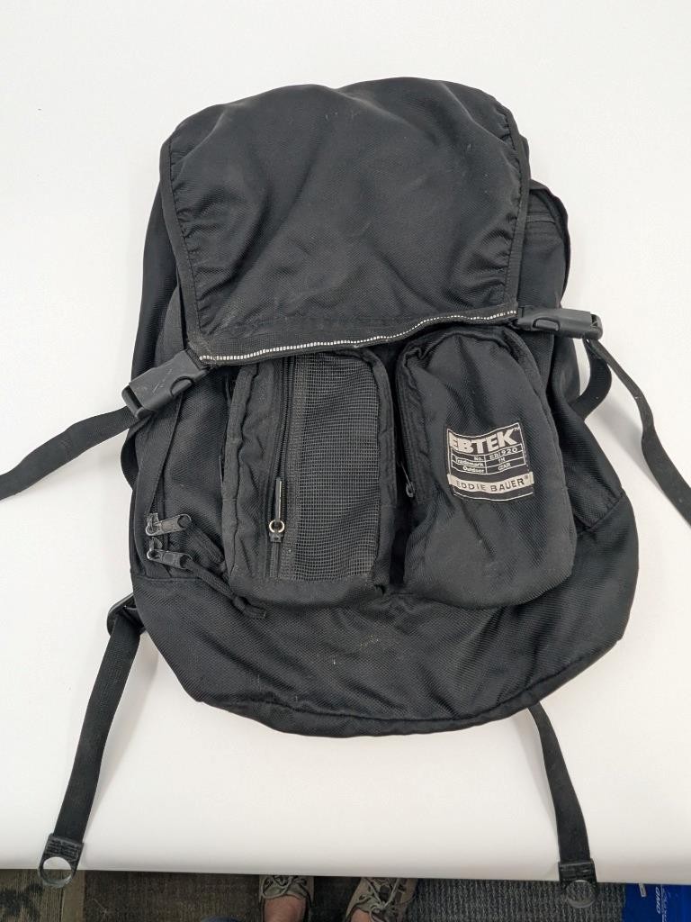 Eddie Bauer EBTEK Backpack EB1920 Gray & Black Outdoors Excellent Condition