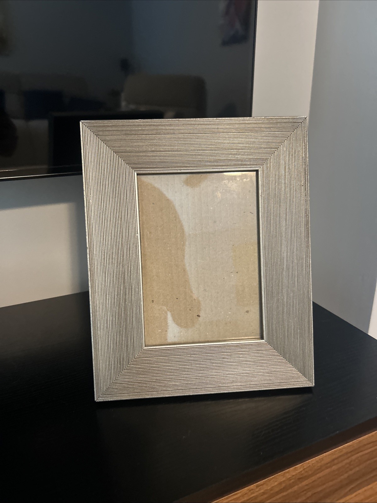 Metal Silver Lined Picture Frame for 5x7 In Pictures Free Standing gallery