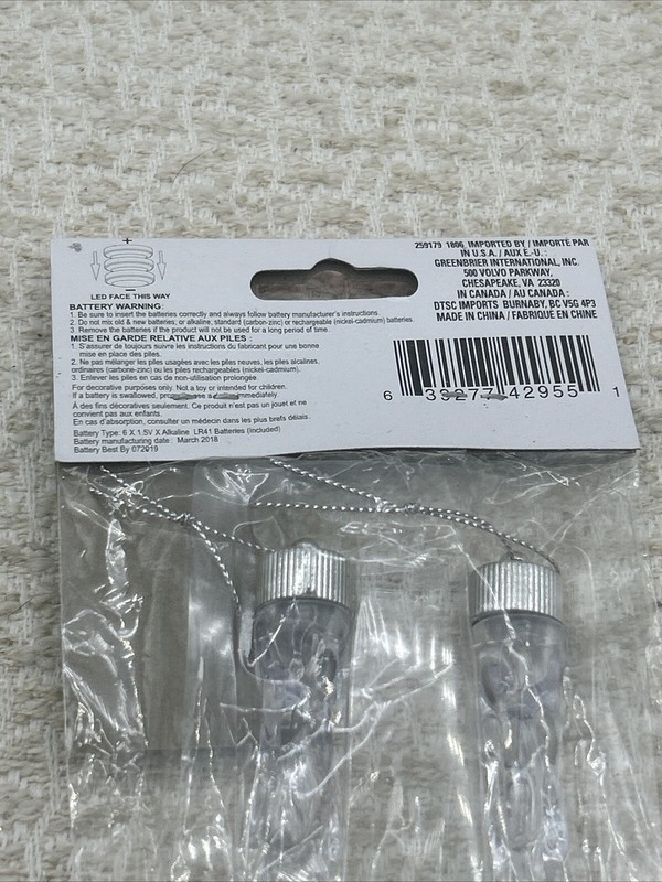 LIGHT UP Tree Ornaments Clear Plastic ICICLE LED lights Xmas Pack of 2 New gallery