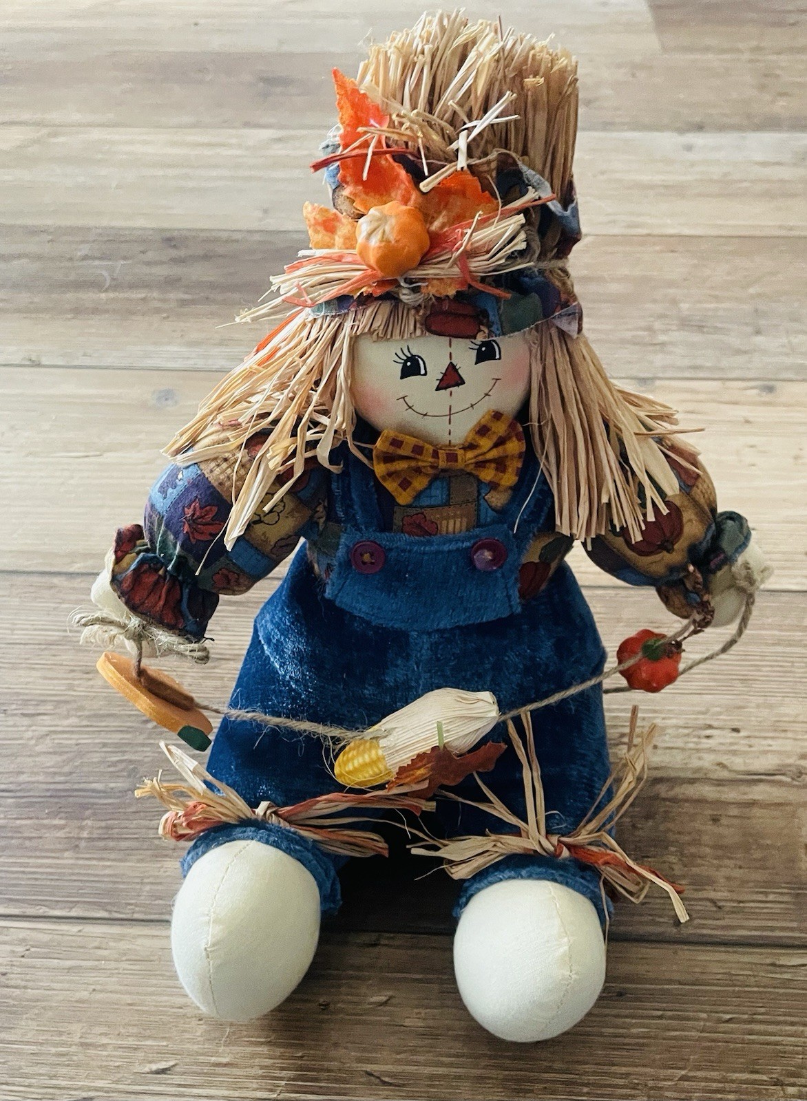 13 Inches Tall Scarecrow gallery