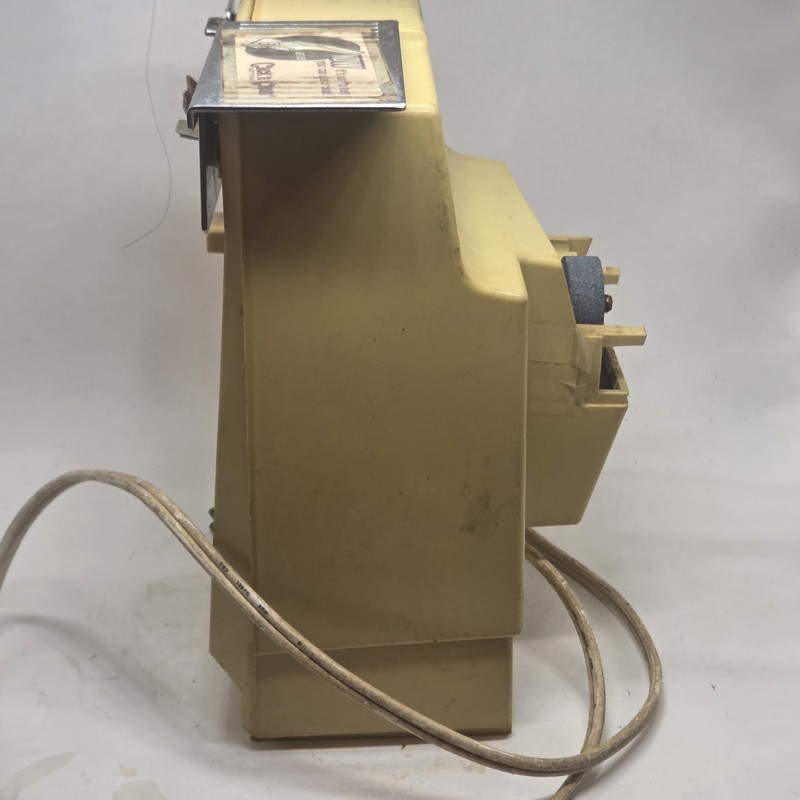 Vintage Rival Electric Automatic Can Opener Model 739 Tested Back Cover Detached gallery