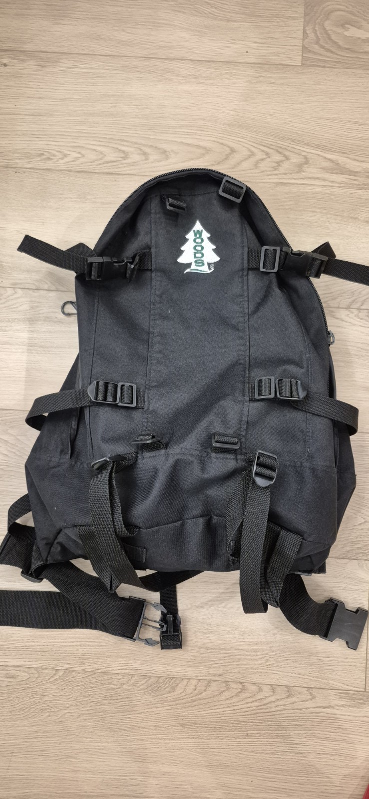 WOODS Hiking Camping Backpack    Black