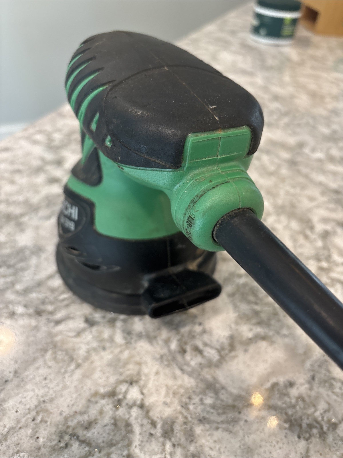 Hitachi SV13YB 2 Amp 5 in. Single Speed Orbit Sander - READ DESCRIPTION!! gallery