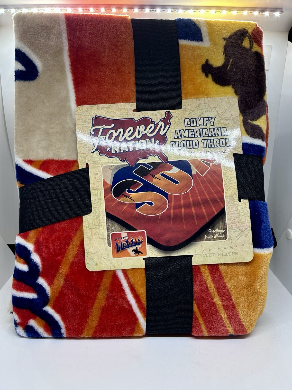 Forever Nation COMFY AMERCANA CLOUD THROW 5OIN. X 70IN. NEW WITH TAGS gallery