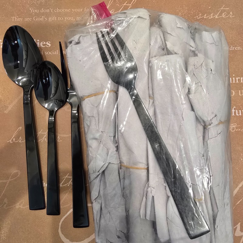 80-Piece Black Silverware Set, Premium 18/0 Stainless Steel Flatware Set for 8 gallery