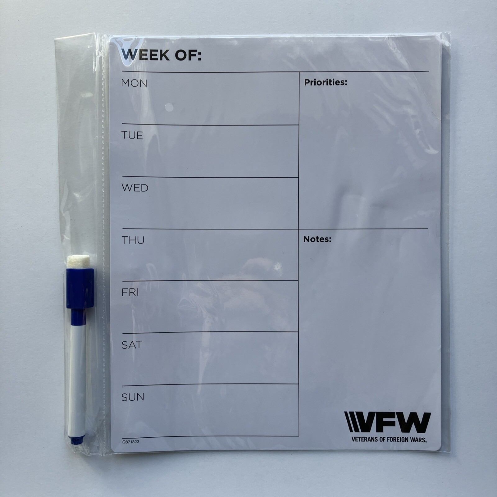VFW Weekly Planner Calendar w/ Priorities & Notes & Marker Magnetic for Fridge gallery