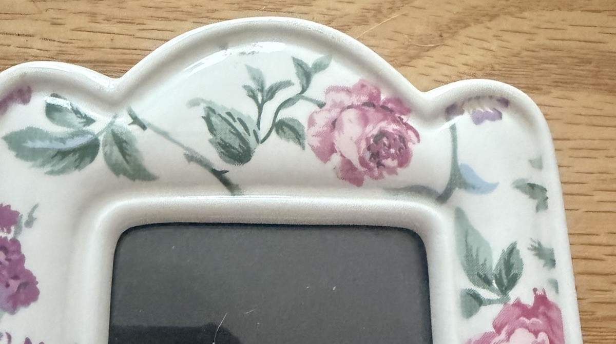 Ceramic 6” Floral Picture Frame White & Pink, Blue Hold 2X3 Photo Tabletop gallery