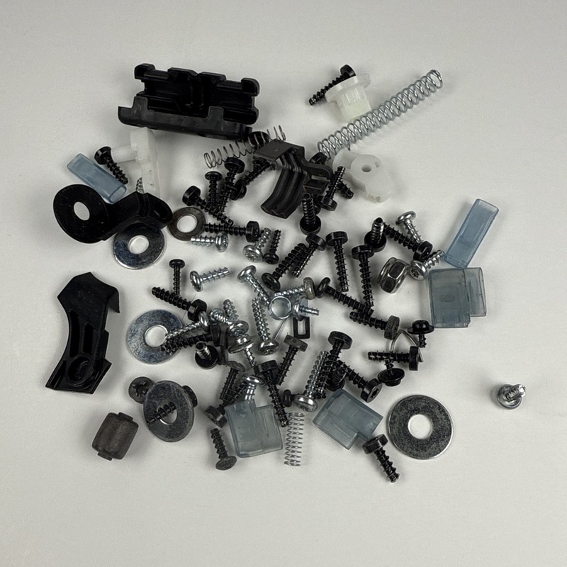 DYSON DC40 Vacuum Assorted Screw Misc Small Pieces Lot Replacement Parts gallery