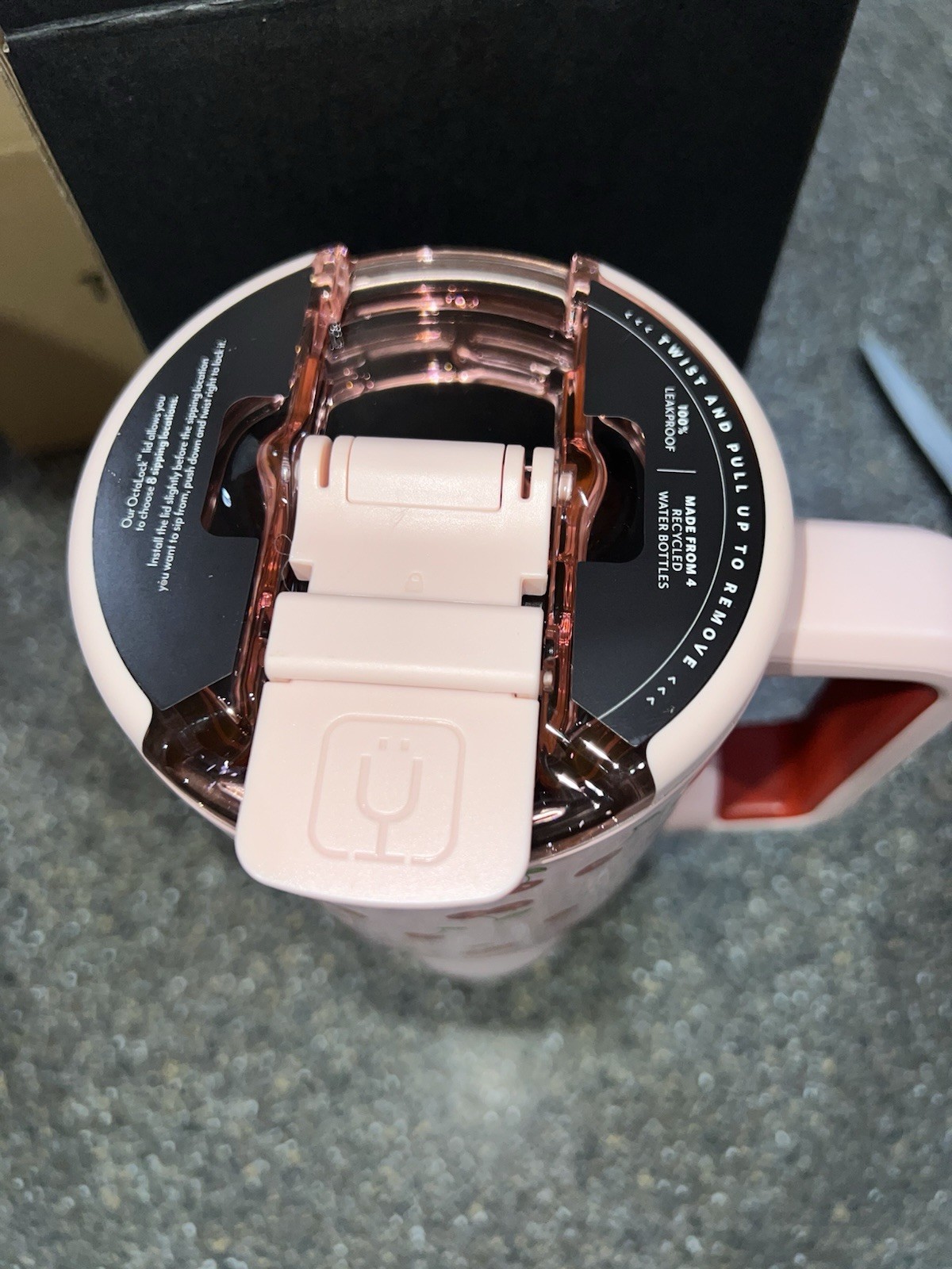 Brumate Cherry Müv 35oz *Limited Edition* gallery