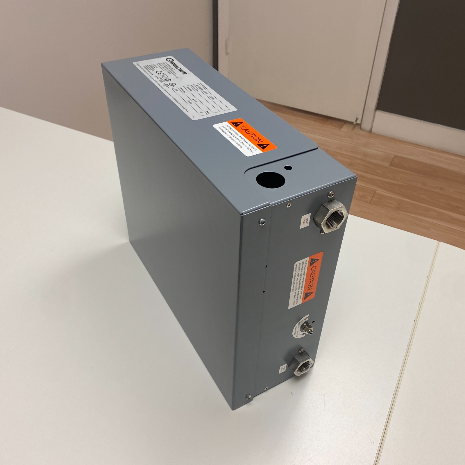 Chronomite Instant Tankless Water Heater ER-90L/240_21600 Commercial Residential gallery