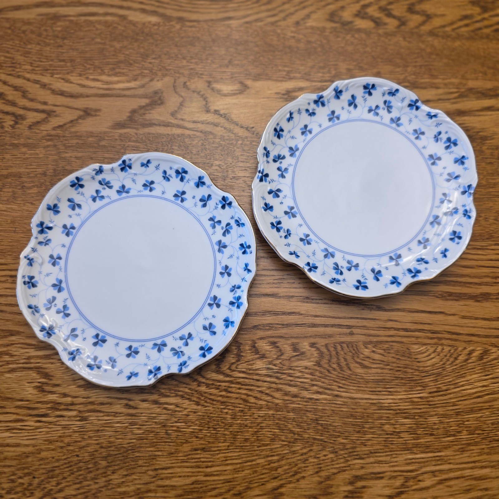 2pc I Godinger Blue Clover Floral Scalloped Edge Dessert Plates 6" Cottage Core gallery