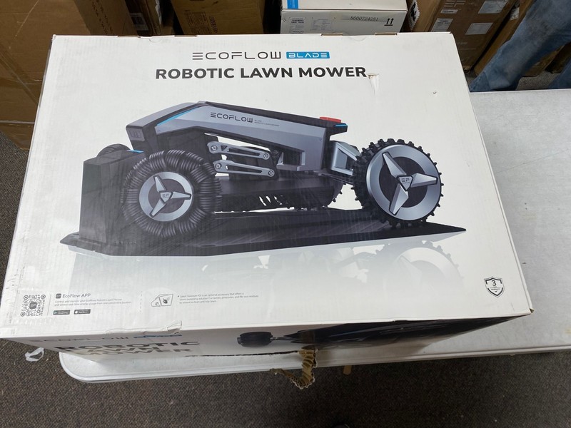 EcoFlow BLADE Robotic Lawn Mower Electric EFH100 Parts or Repair gallery