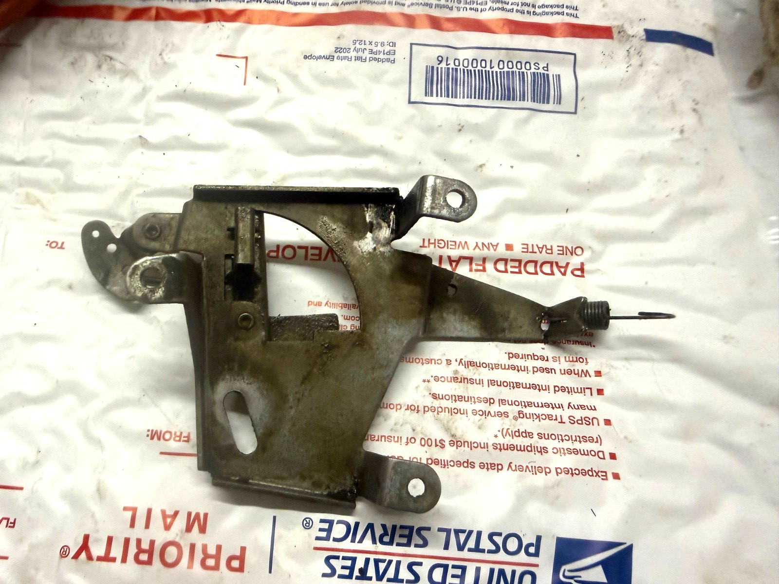 Briggs & Stratton 42A707 Opposed Twin Control Bracket OEM #7 gallery