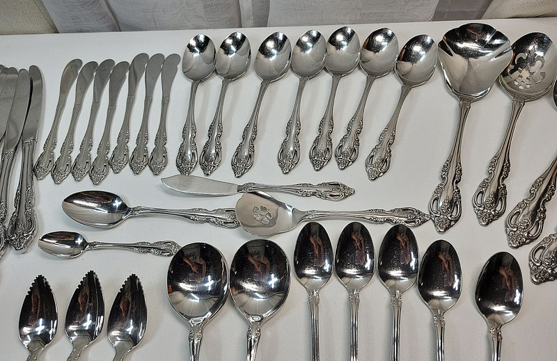 Oneida Community BRAHMS Stainless Flatware Mixed Lot 50 Pieces Knives, Spoons++ gallery
