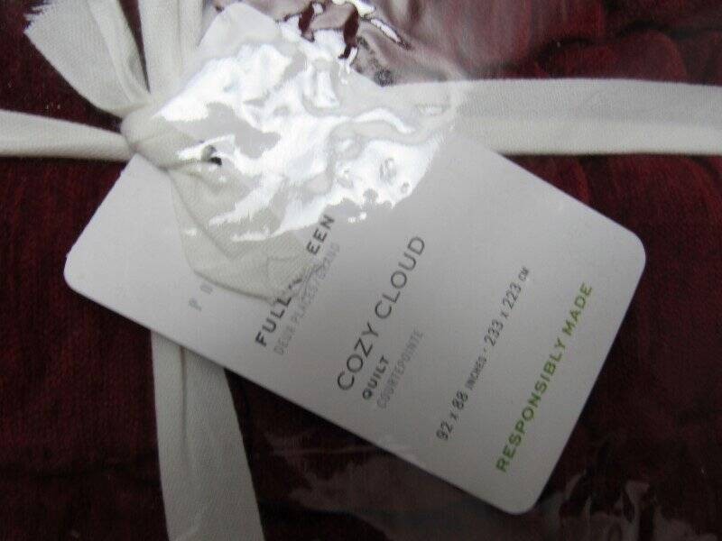Pottery Barn Cloud Handcrafted Full Queen Quilt 92" x 88" Ruby Color NWT gallery