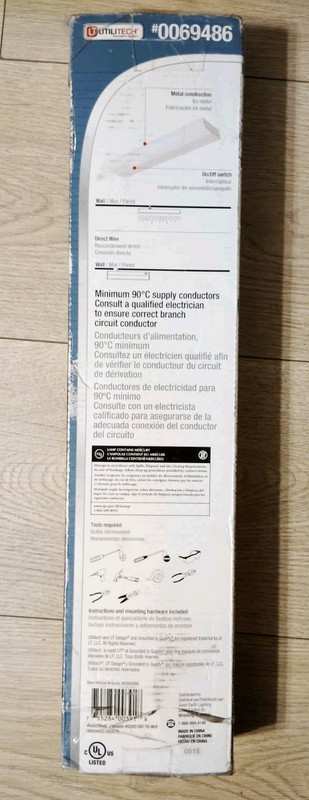 Utilitech Pro 18-in HARDWIRED Fluorescent Under Cabinet Light Bar Light gallery