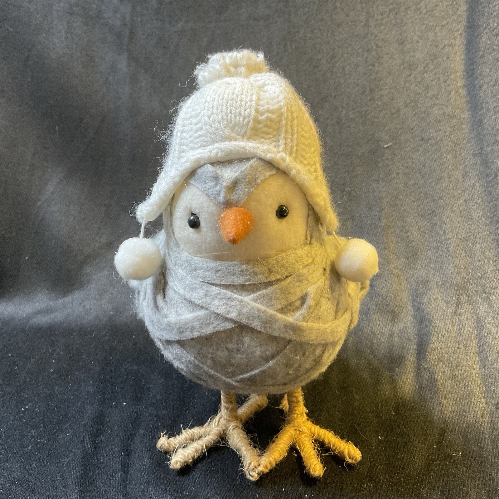 "Spritz" Bird - Grey with White Knit Hat gallery