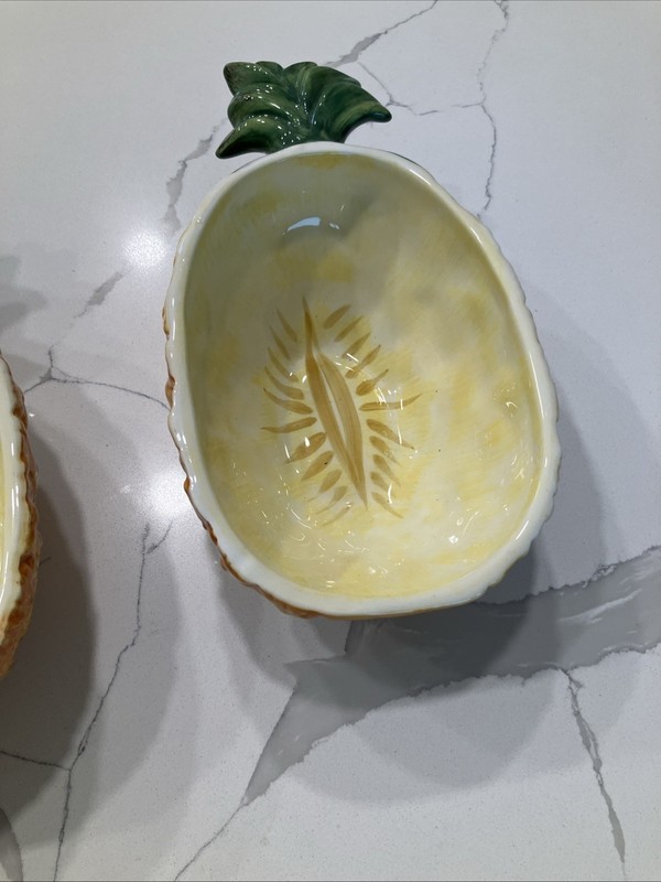 vintage ceramic pineapple-shaped serving Platter and Three dipping bowls gallery