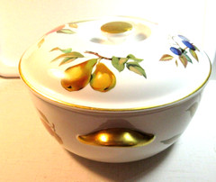 Royal Worcester EVESHAM GOLD *1 Round Covered Casserole-3 Qt* 8 1/2″ England