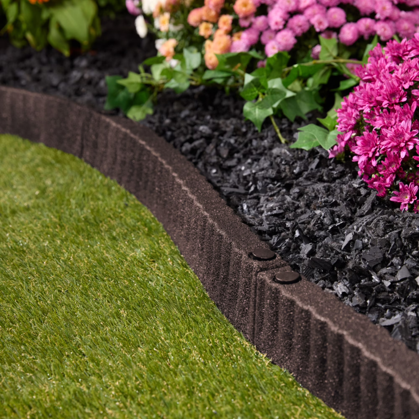 Expert Gardener 2' x 3" Brown Recycled Rubber Garden Border Edging, 8 Pack gallery
