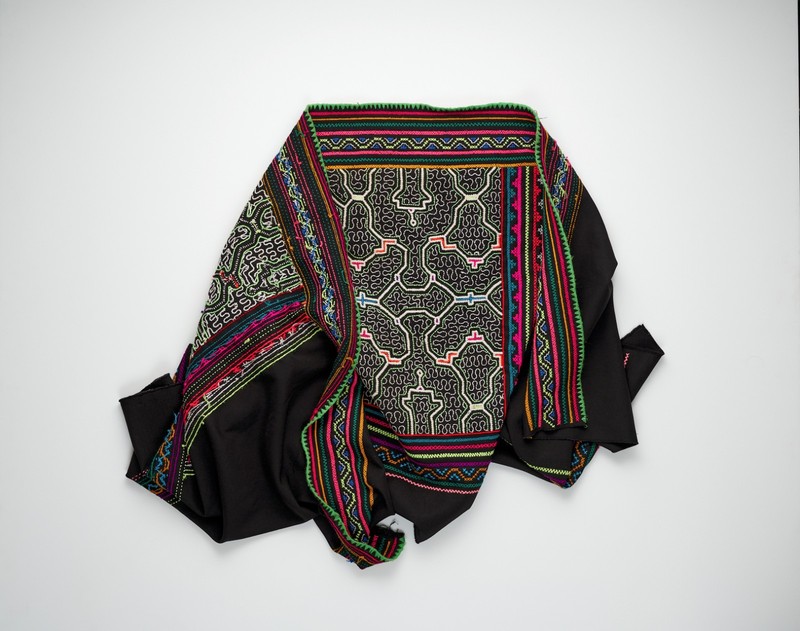 Shipibo Hand Embroidered table runner Ethnic Conibo Kene Tapestry Altar gallery