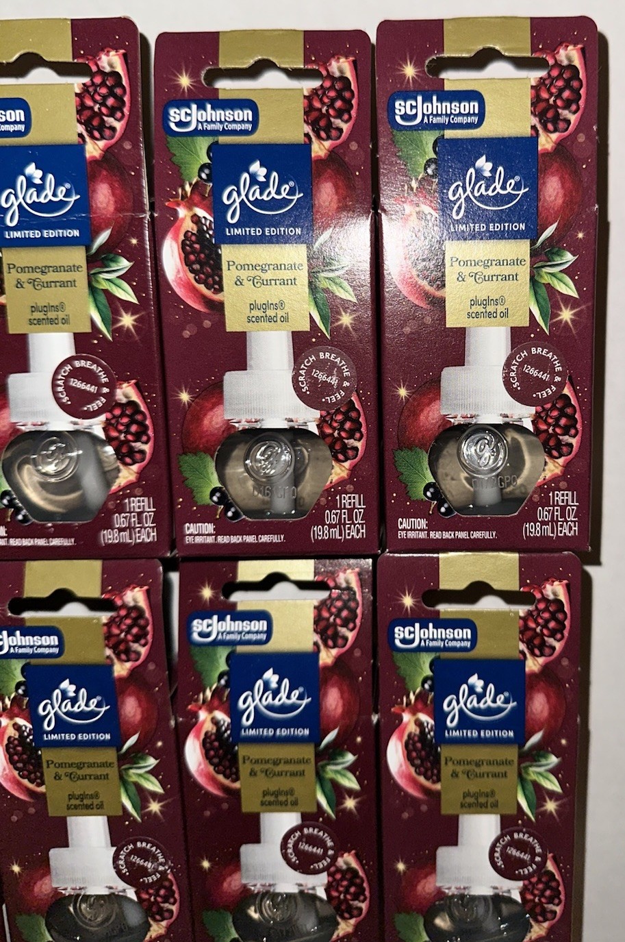 Glade 10 Pack Limited Edition PlugIns Scented Oil Refills Pomegranate & Currant gallery