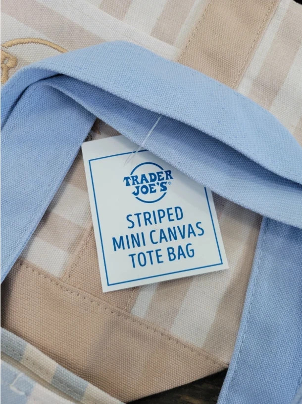Trader Joe’s Mini Pastel Stripe Tote Bag Limited Edition Set of 4 NO RESERVE gallery