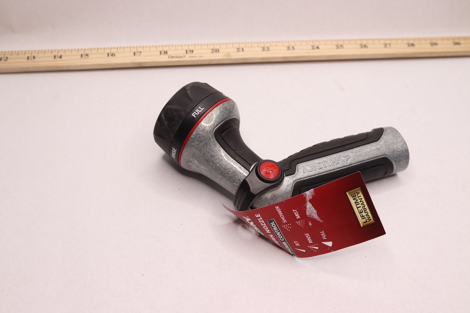 Husky Heavy-Duty Multi-Pattern Thumb Control Nozzle 1010 028 540 gallery