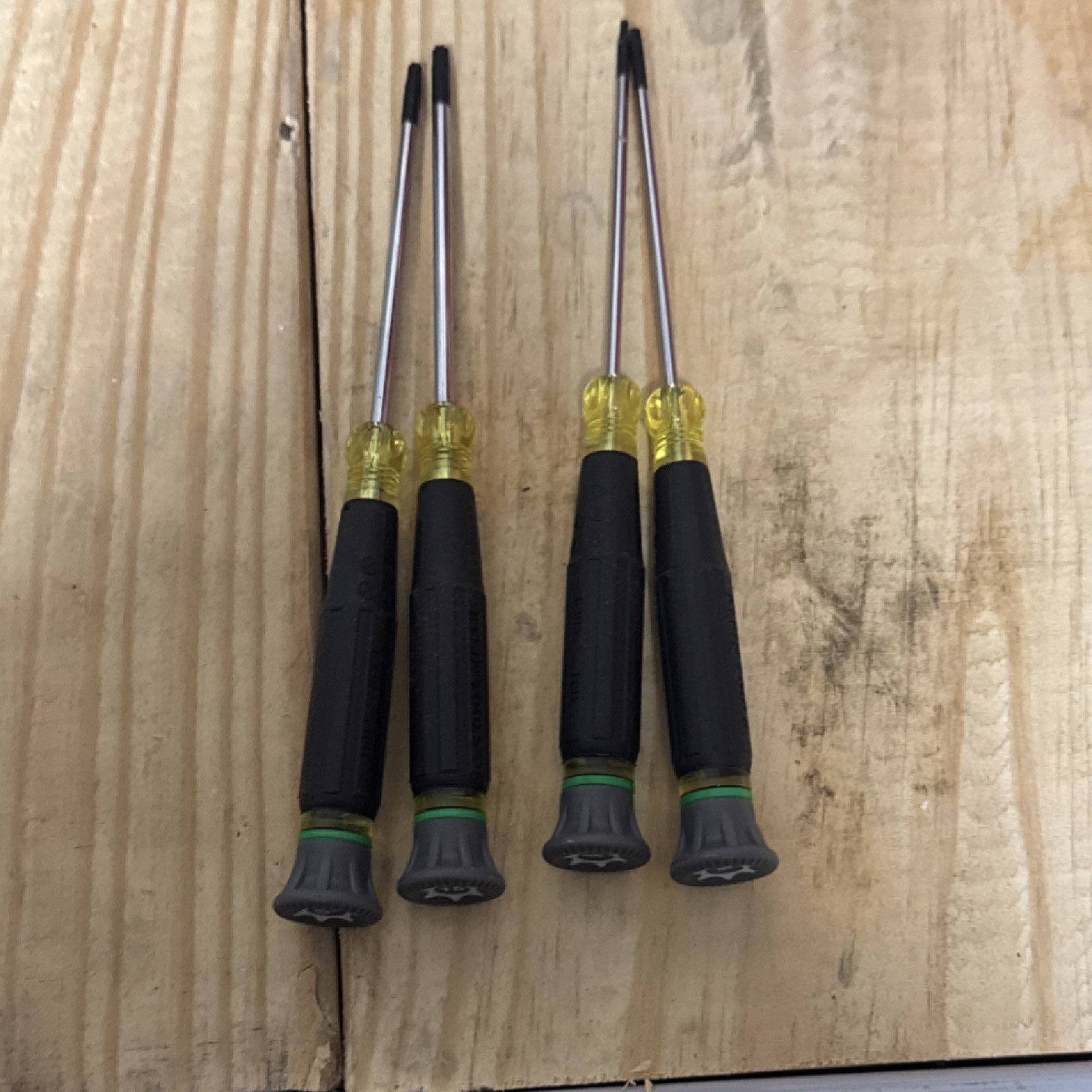 Klein Tools Precision 4-Piece Screwdriver Set Steel Black Yellow Green Gray gallery