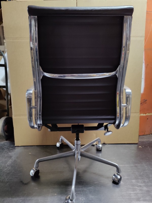 2005 Eames Herman Miller High Executive Aluminum Group Desk Chair leather EA337 gallery