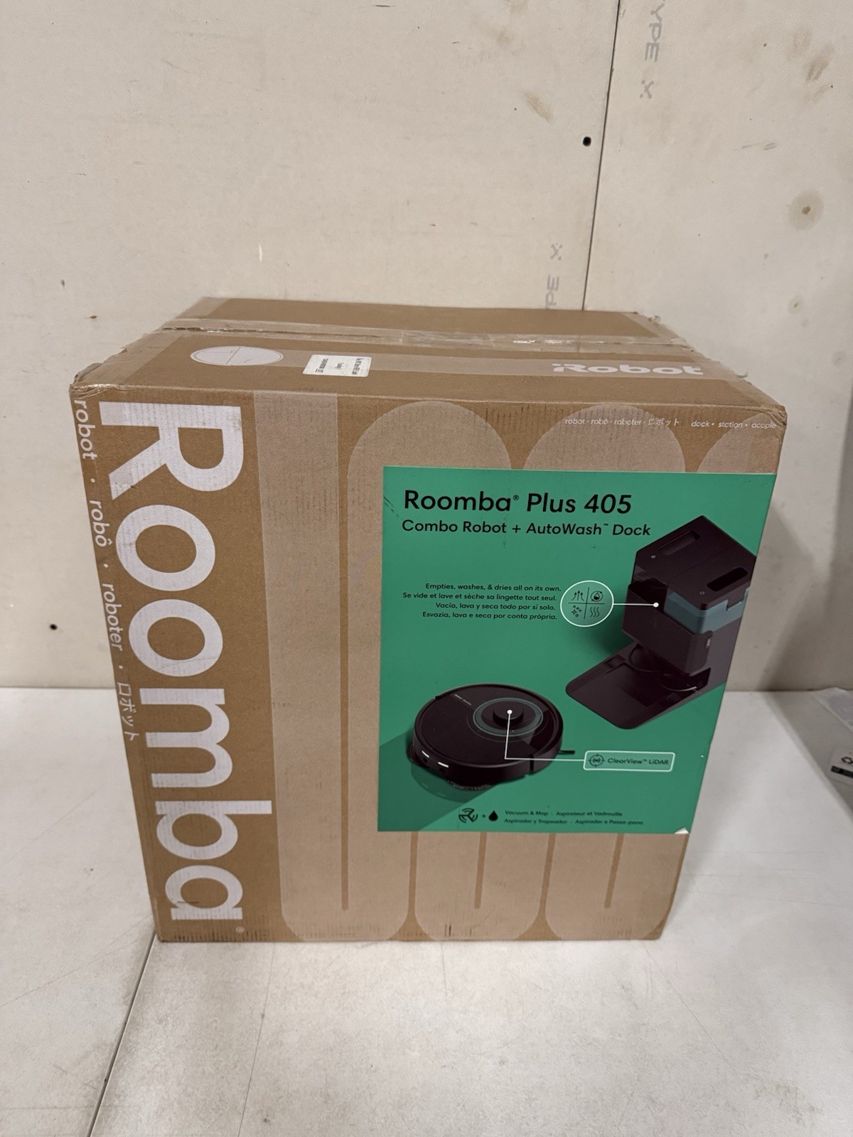 iRobot Roomba Plus 405 Combo Vacuum & Mop AutoWash Dock gallery