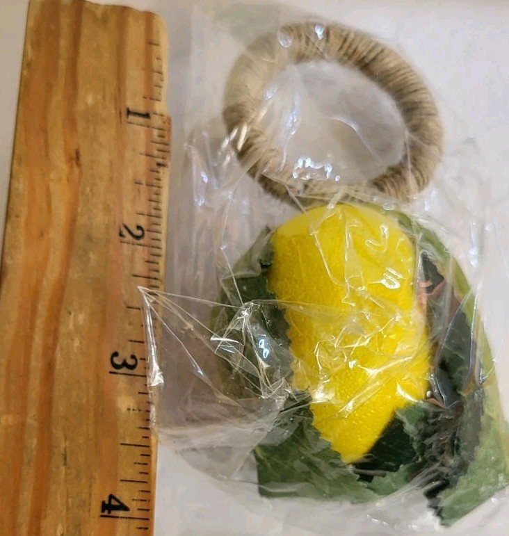 Plastic Lemon Fruit Design Napkin Rings (7) New gallery