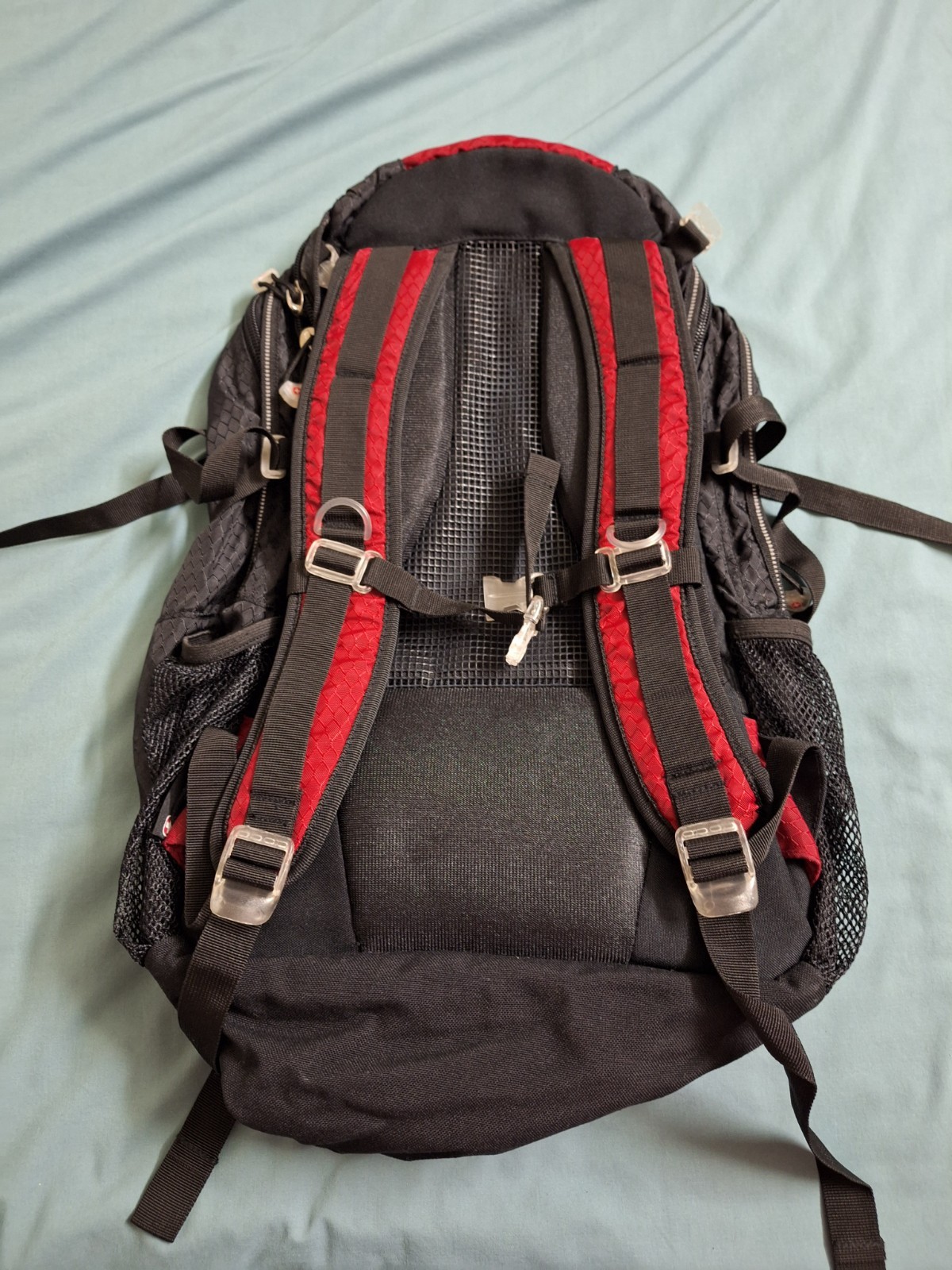 Wenger Pathfinder Treking Hiking Trail Backpack 