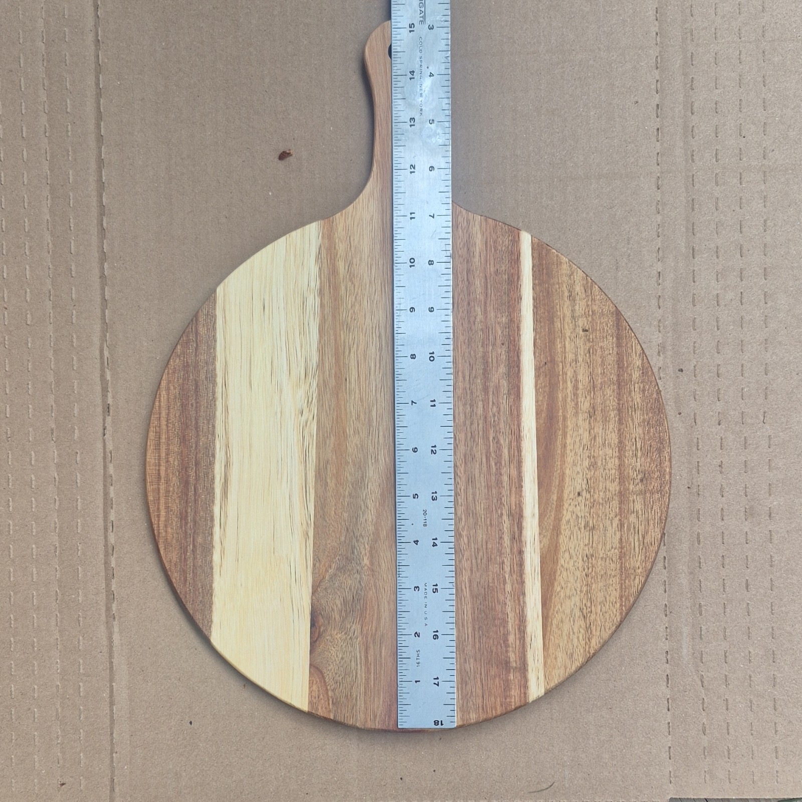 Wood Cutting Board w/ Handle, Medium Round 12 in, Brown/Beige Stripe, Hole gallery