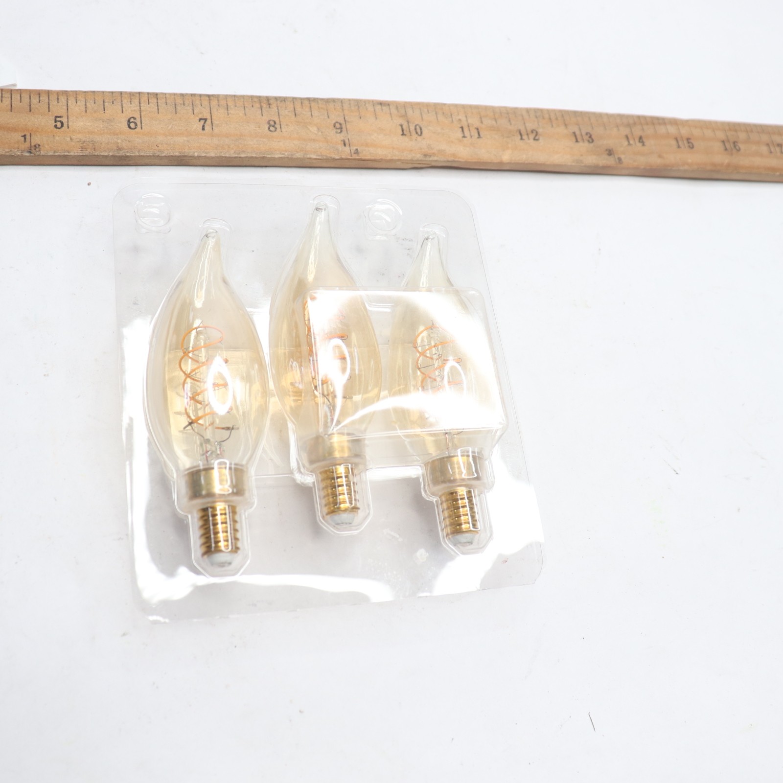 (3-Pk) EcoSmart LED Vintage Edison Light Bulb Dimmable Amber 2200K 40W Eqv gallery
