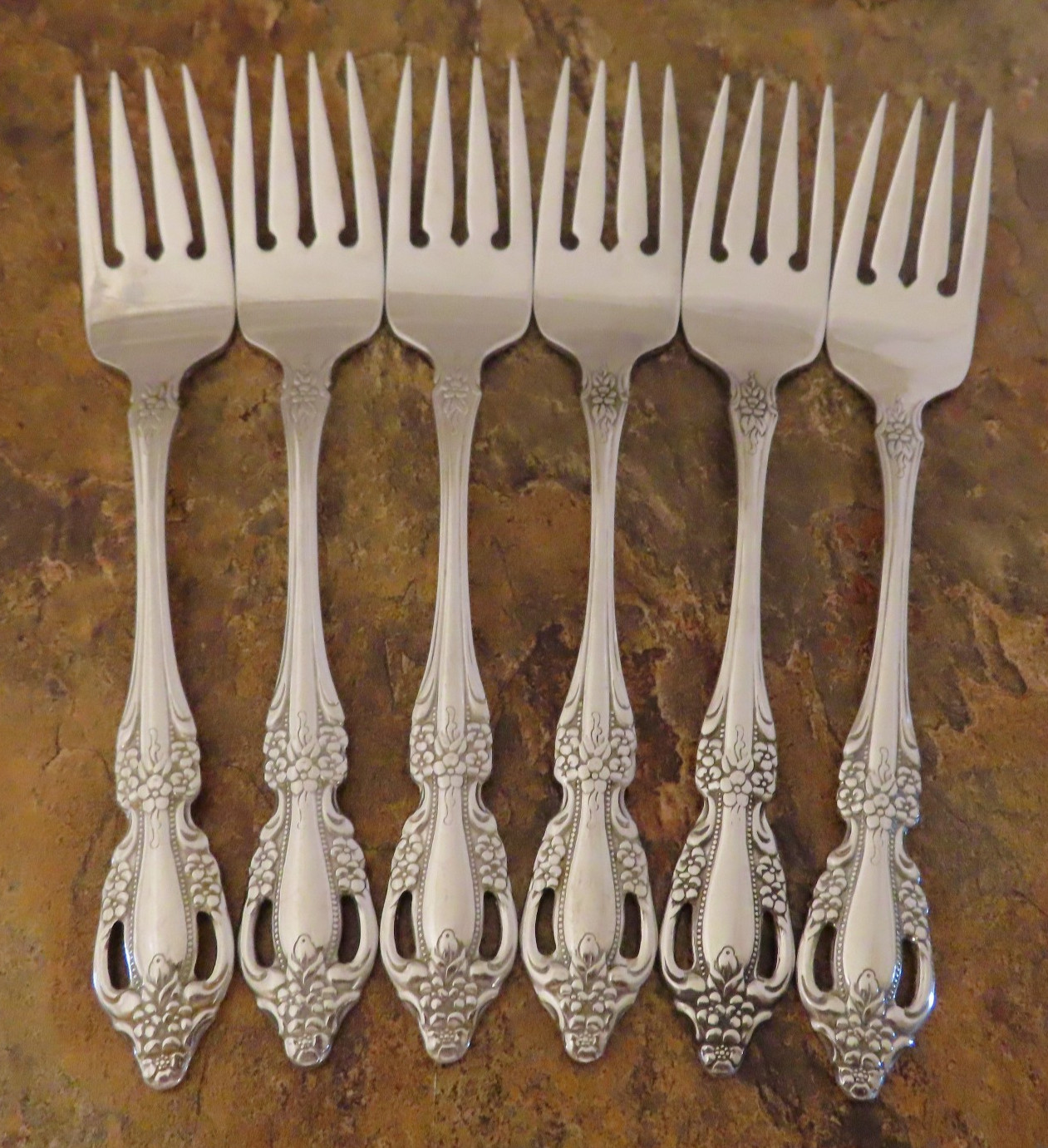 Oneida Raphael Set 6 Salad Forks Distinction Deluxe Stainless Flatware Lot G gallery