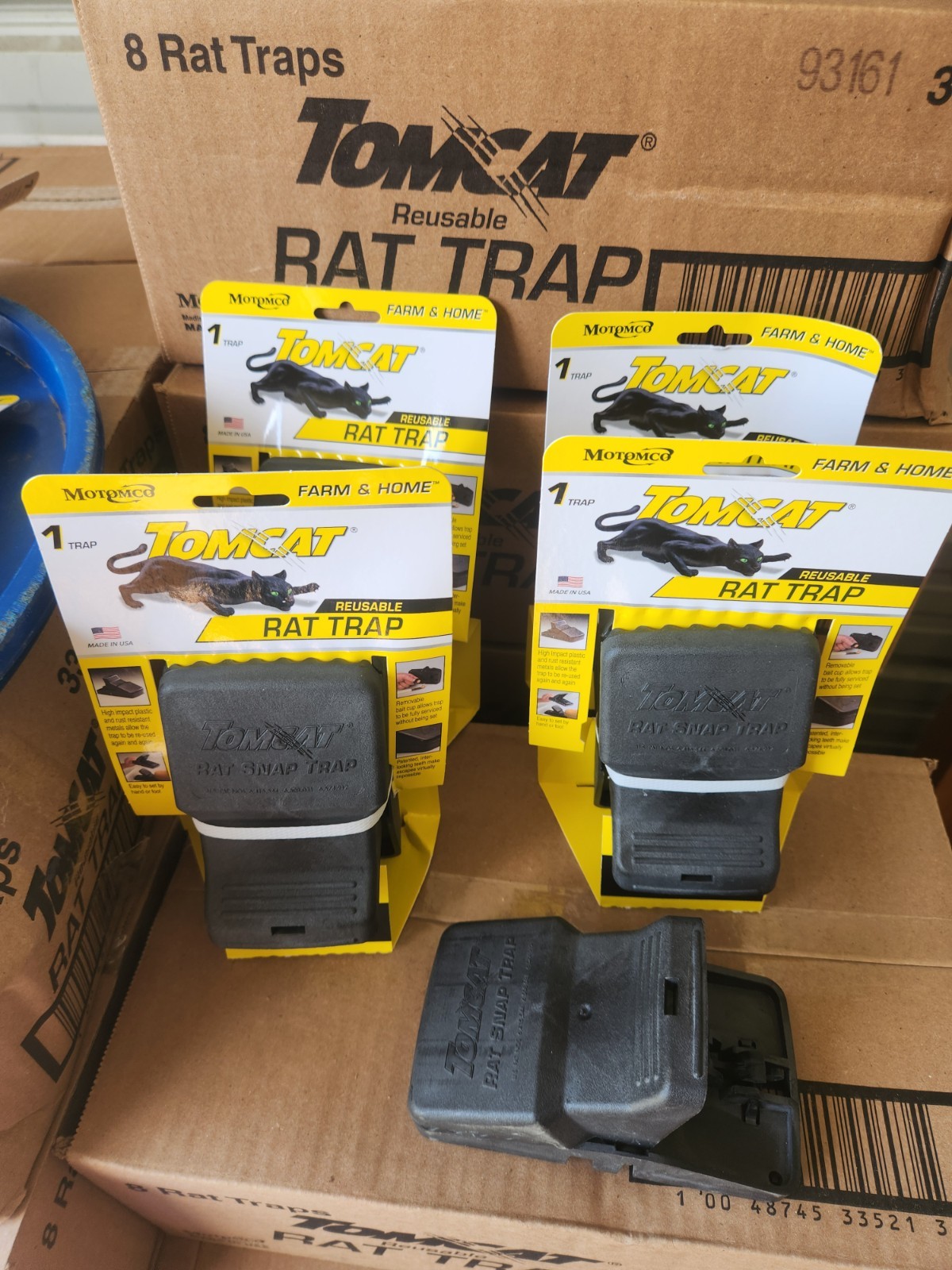 8 - Tomcat Rat Snap Trap. Pack of 8 gallery