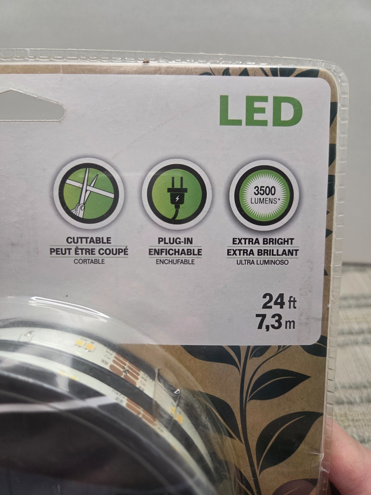Good Earth Lighting 12f ft LED Self-Adhesive Color White Tape Lt Kit w/Remote gallery