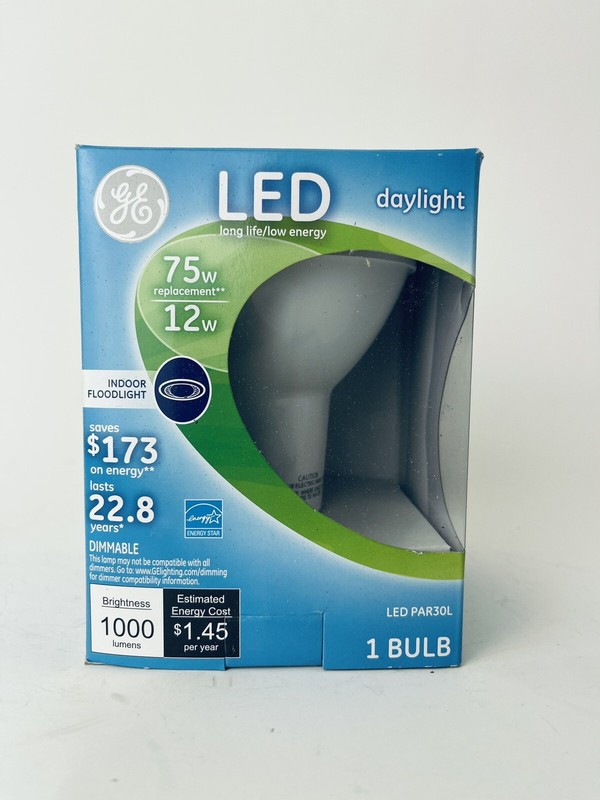 3 GE Indoor Floodlight Dimmable Light Bulb 12W 75W LED PAR30L Daylight 1klumens gallery