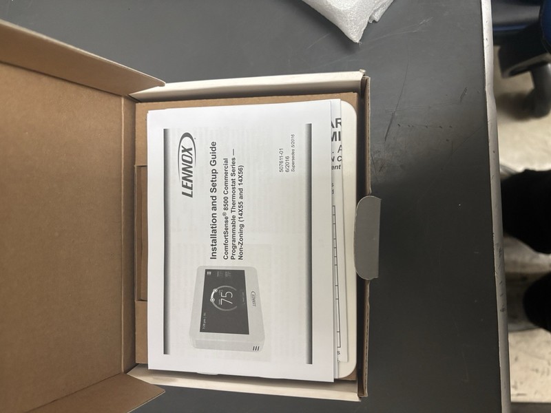 Lennox ComfortSense 8500 gallery